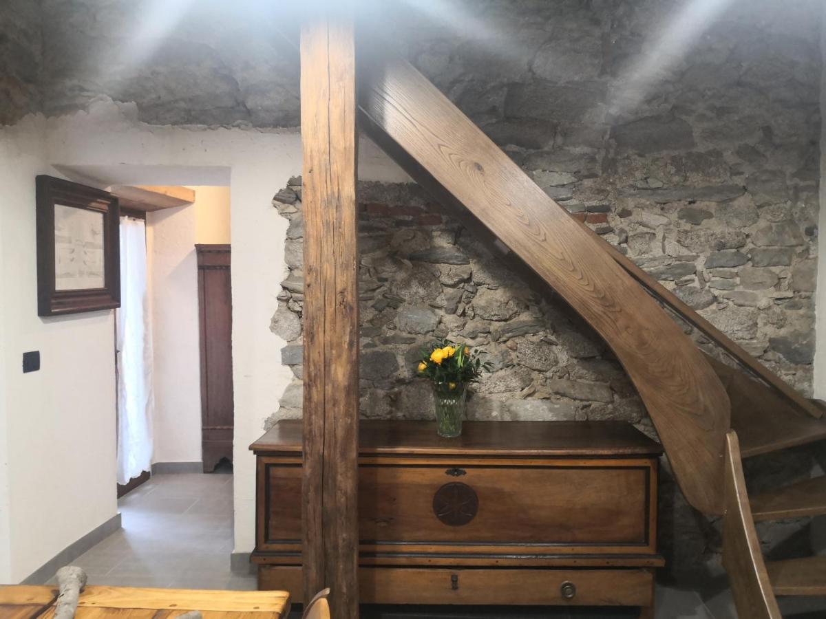 Apartamento Da Tinti Madonna Del Sasso Exterior foto