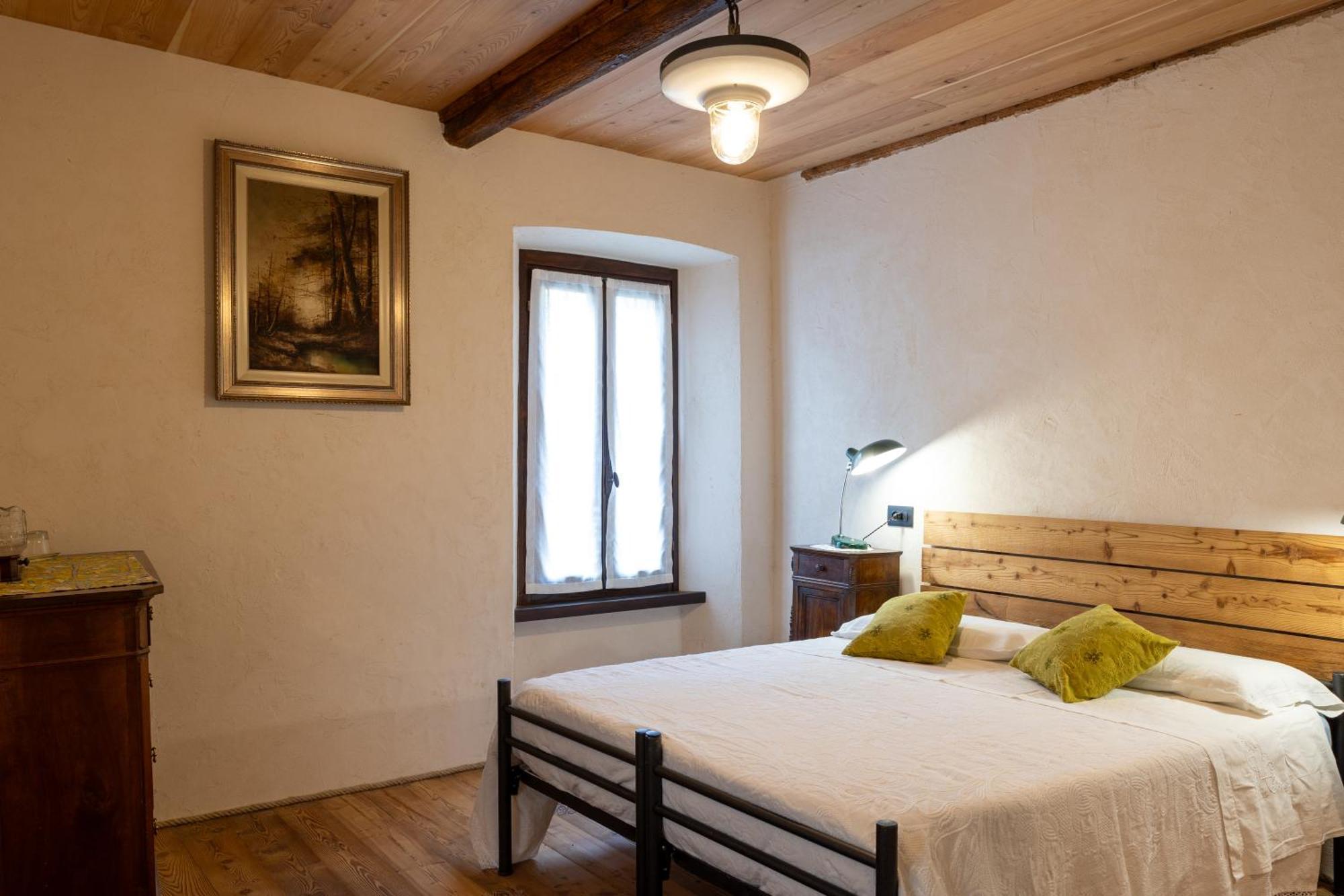 Apartamento Da Tinti Madonna Del Sasso Exterior foto