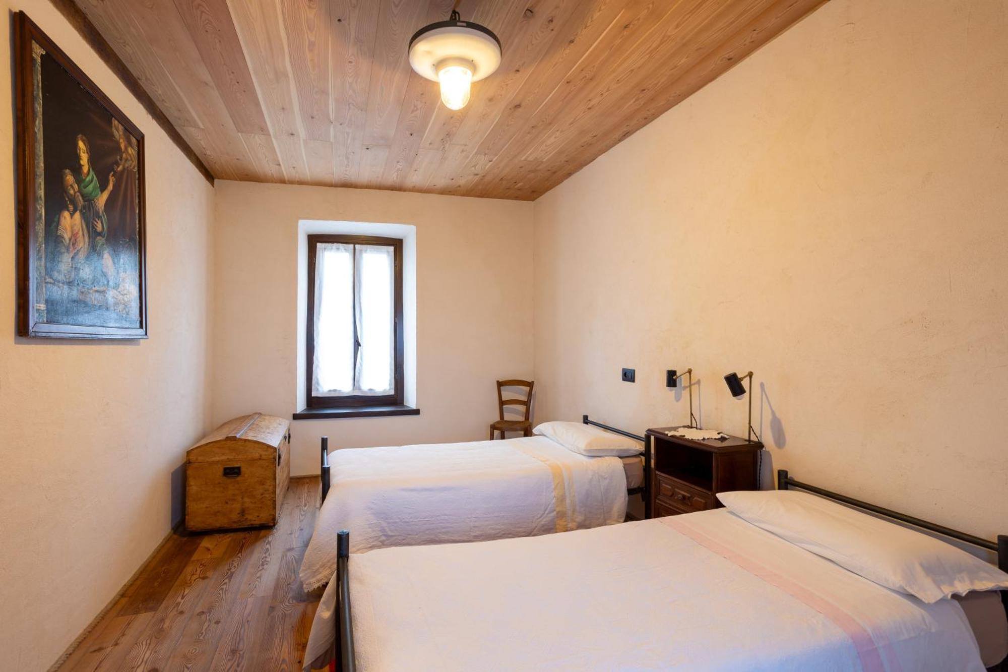 Apartamento Da Tinti Madonna Del Sasso Exterior foto