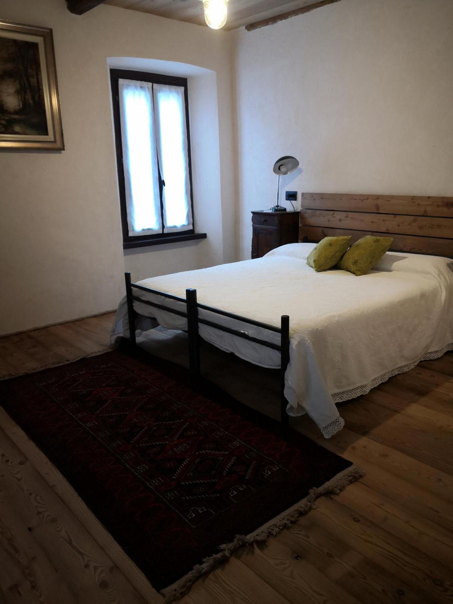 Apartamento Da Tinti Madonna Del Sasso Habitación foto